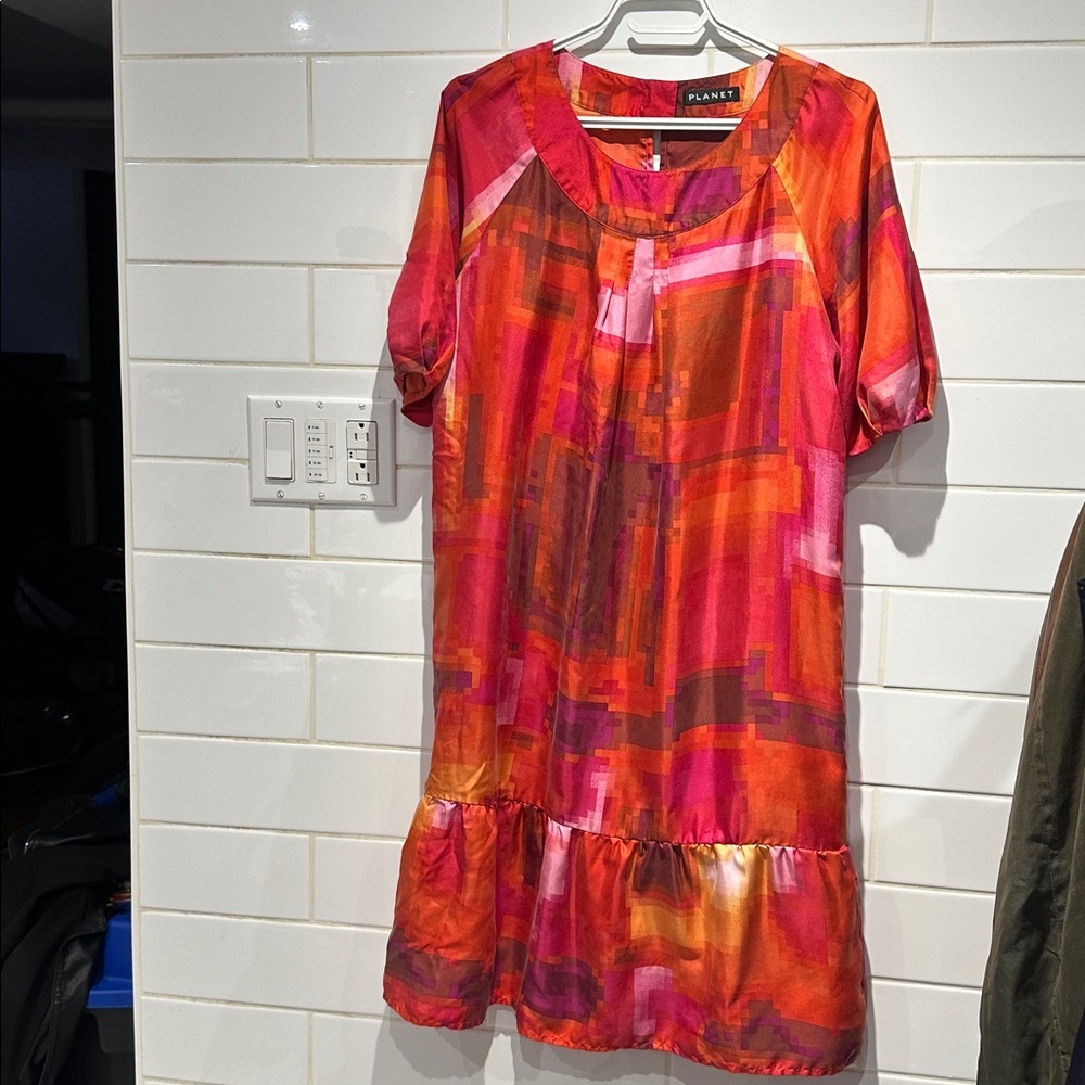 Planet 100% Silk Abstract Print Dress | Red Orange | Size 8